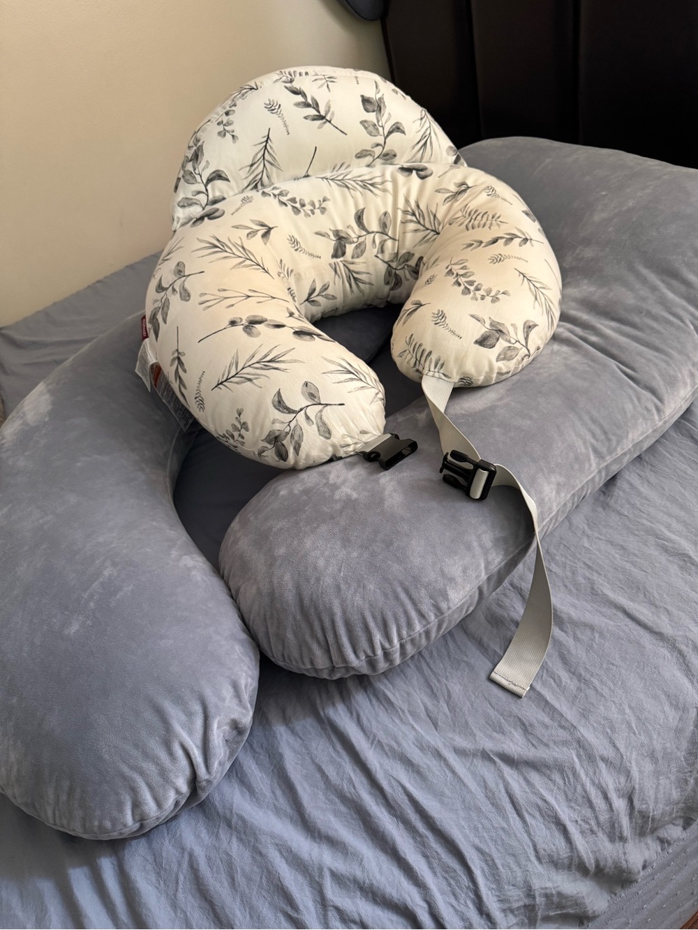 Cream Nursing Support Pillow with Gray Leaf Print